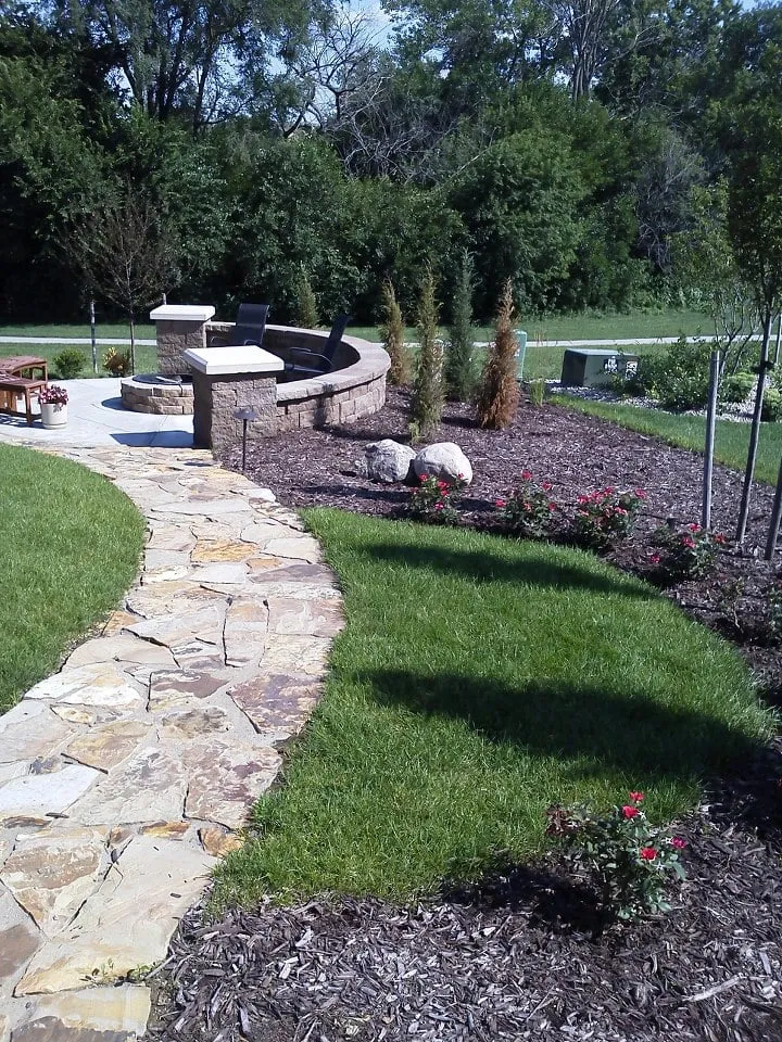 Reliable garden landscaping in Gretna, NE - McCune Landscaping