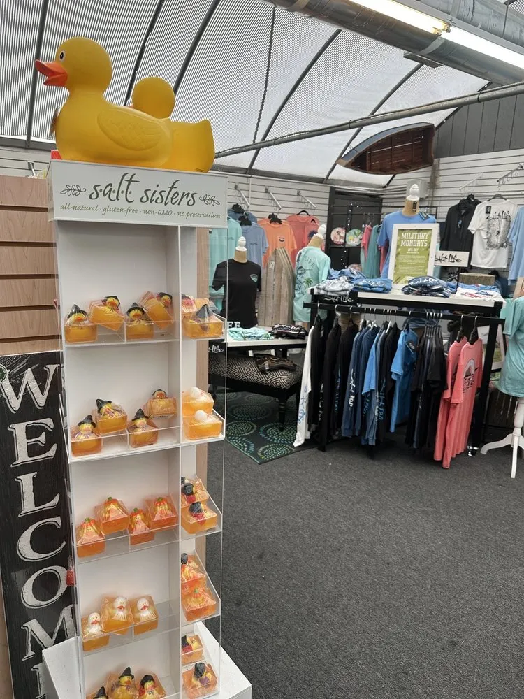 Expert yard cleanup service in Virginia Beach, VA - McDonald Garden Center