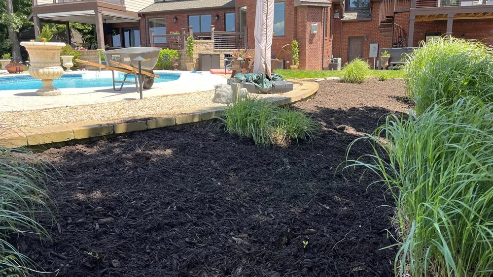 Professional garden landscaping for beautiful yards in Virginia Beach, VA by Mcdonald Group Landscaping Company