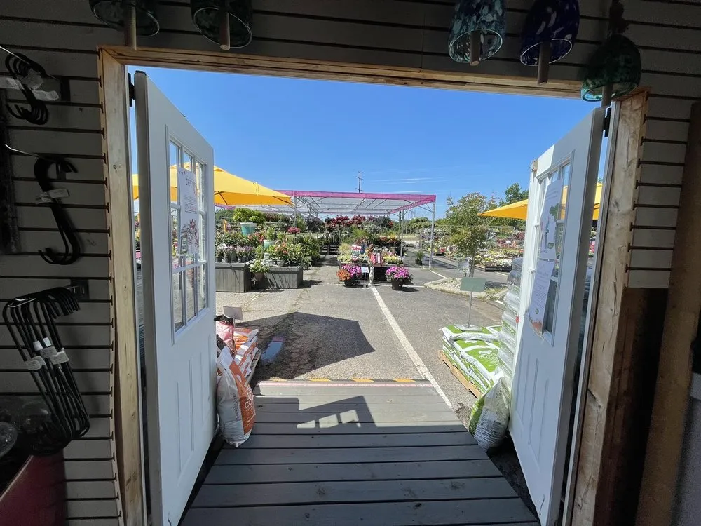 Reliable garden landscaping for homes in Yorktown, VA by McDonald’s Garden Center