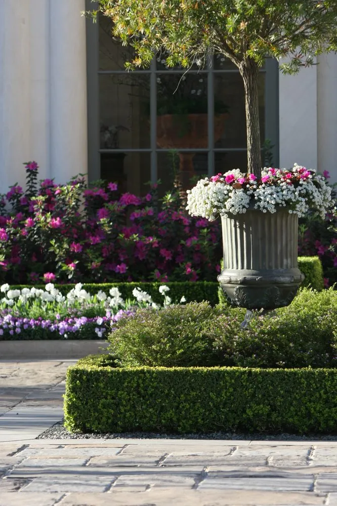 Affordable landscaping services experts serving Houston, TX - McDugald Steele