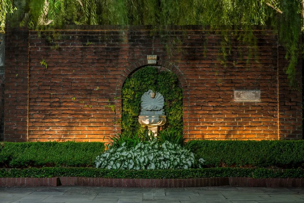 Expert lawn mowing service in Houston, TX - McDugald Steele