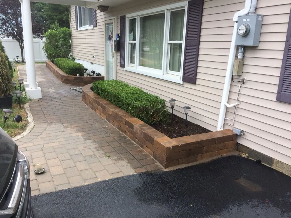 Top-rated residential landscaping in Morristown, NJ by MCE Masonry & Landscaping