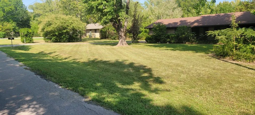 Trusted yard cleanup service in Inola, OK by Mcelroy Lawn Care