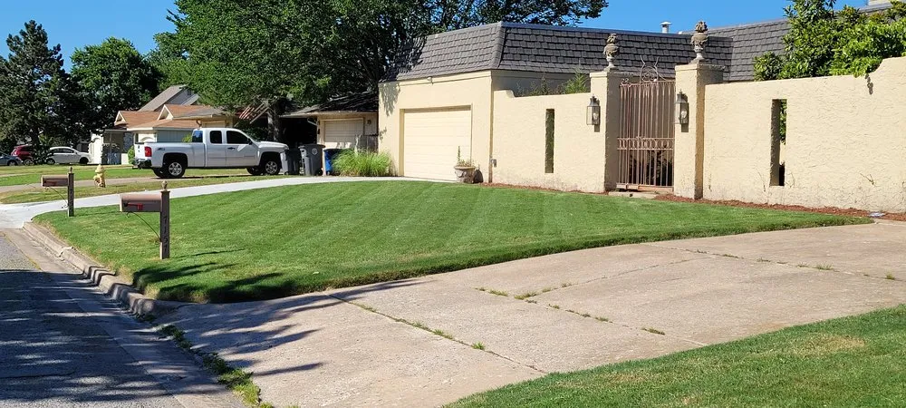 Local yard cleanup service in Inola, OK - Mcelroy Lawn Care
