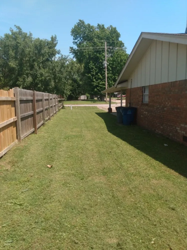 Expert garden landscaping experts serving Bixby, OK - McEntire's Mowers & More