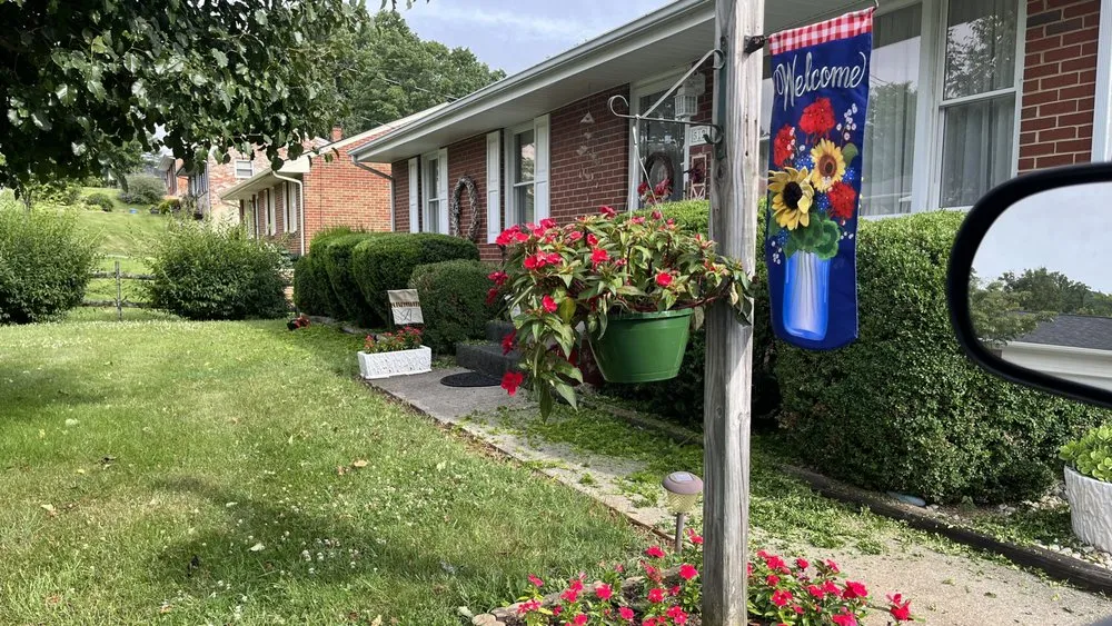 Trusted garden landscaping experts serving Roanoke, VA - MCG & Co Landscapes