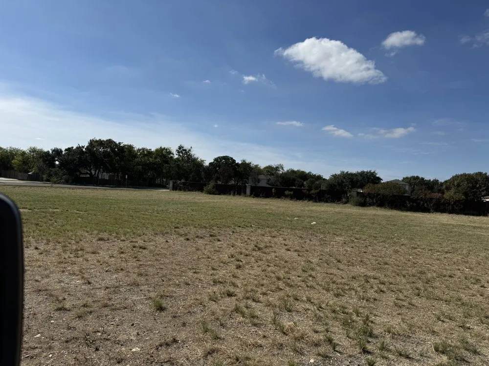 Top-rated lawn mowing service for homes in Floresville, TX by MCG Mowing Services