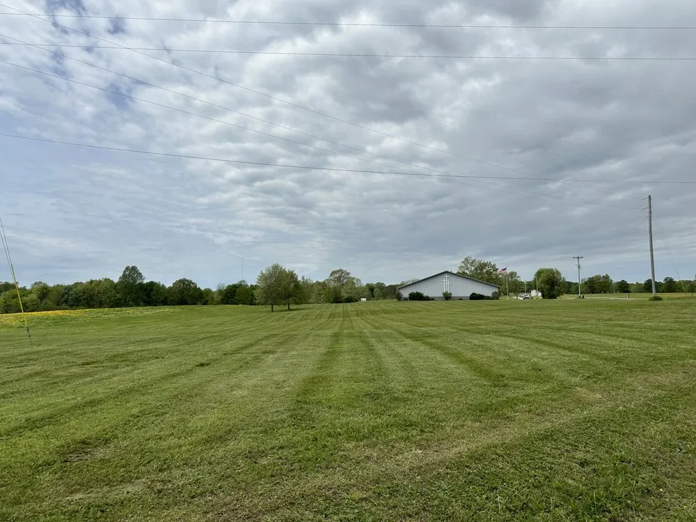 Custom yard maintenance in Five Points, TN - McGee Lawn Care
