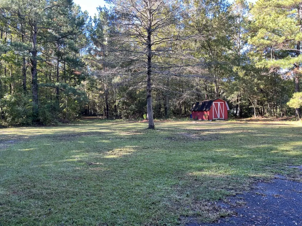 Trusted garden landscaping in Bonneau, SC - Mcgee Lawns Care