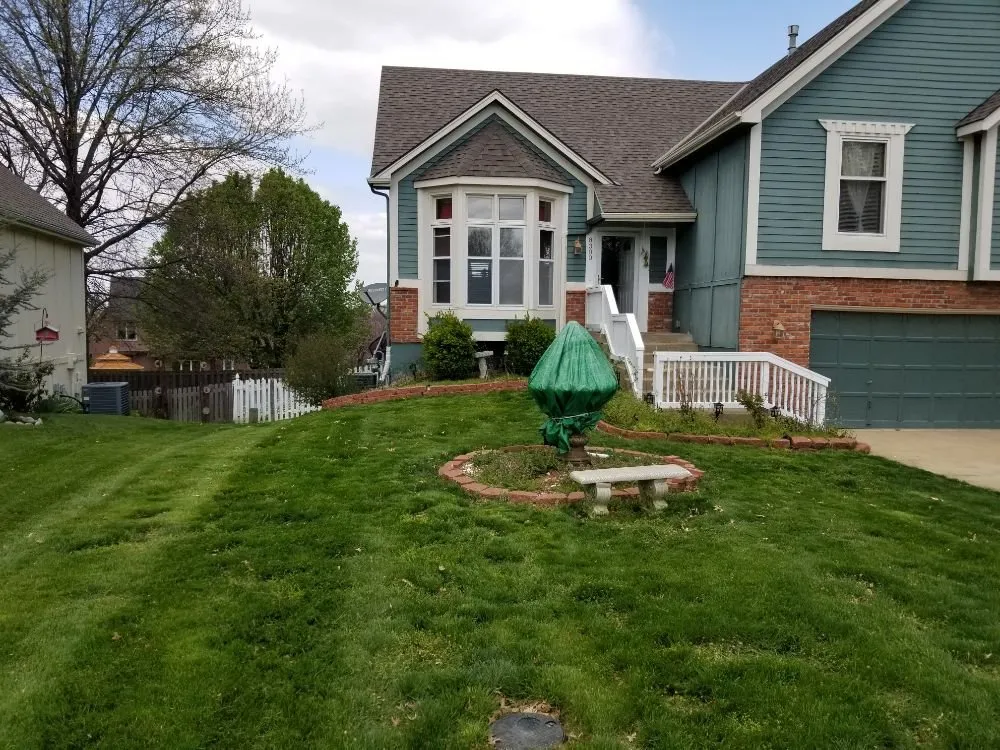 Top-rated yard cleanup service in Overland park, KS - McGinley Lawn