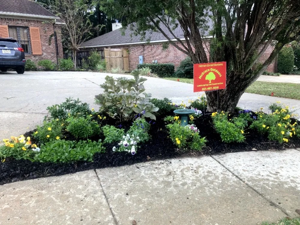 Expert landscaping services in Grand Bay, AL - McGrace Outdoors