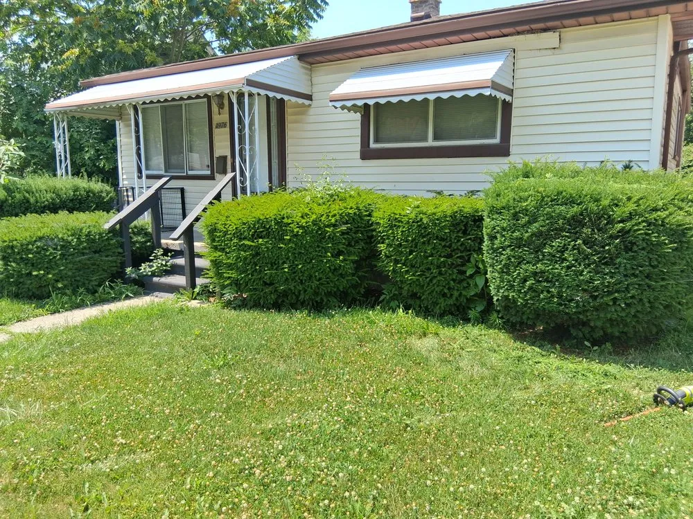 Local landscaping services in Taylor, MI - Mcintee Lawn Maintenance