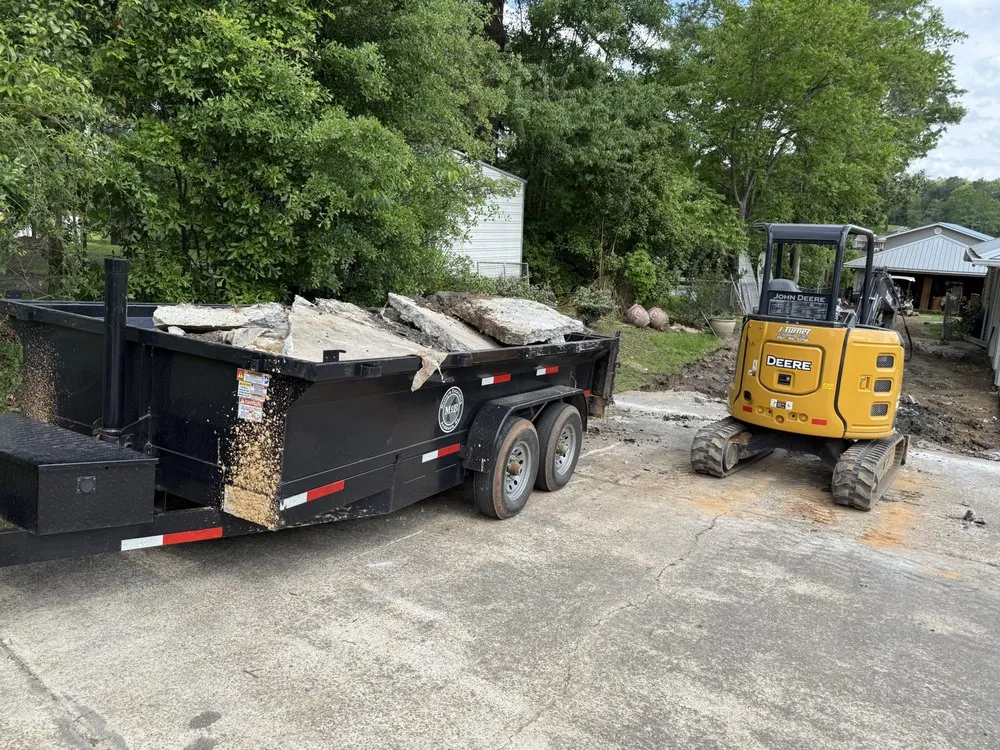 Professional yard cleanup service for beautiful yards in Andalusia, AL by McIntyre Excavating