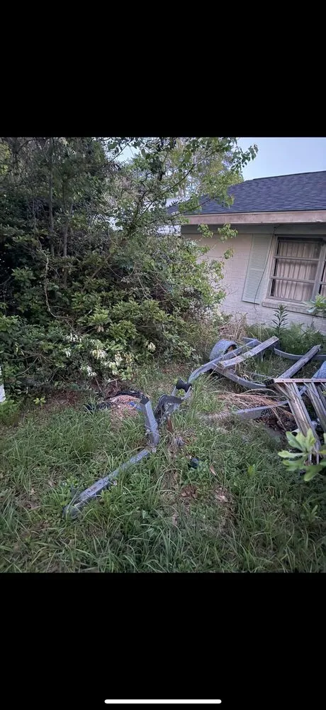 Custom outdoor landscaping for beautiful yards in Andalusia, AL by McIntyre Excavating