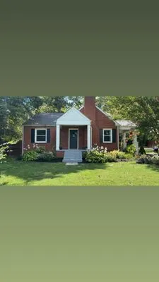 Mckee's Landscape Services Logo