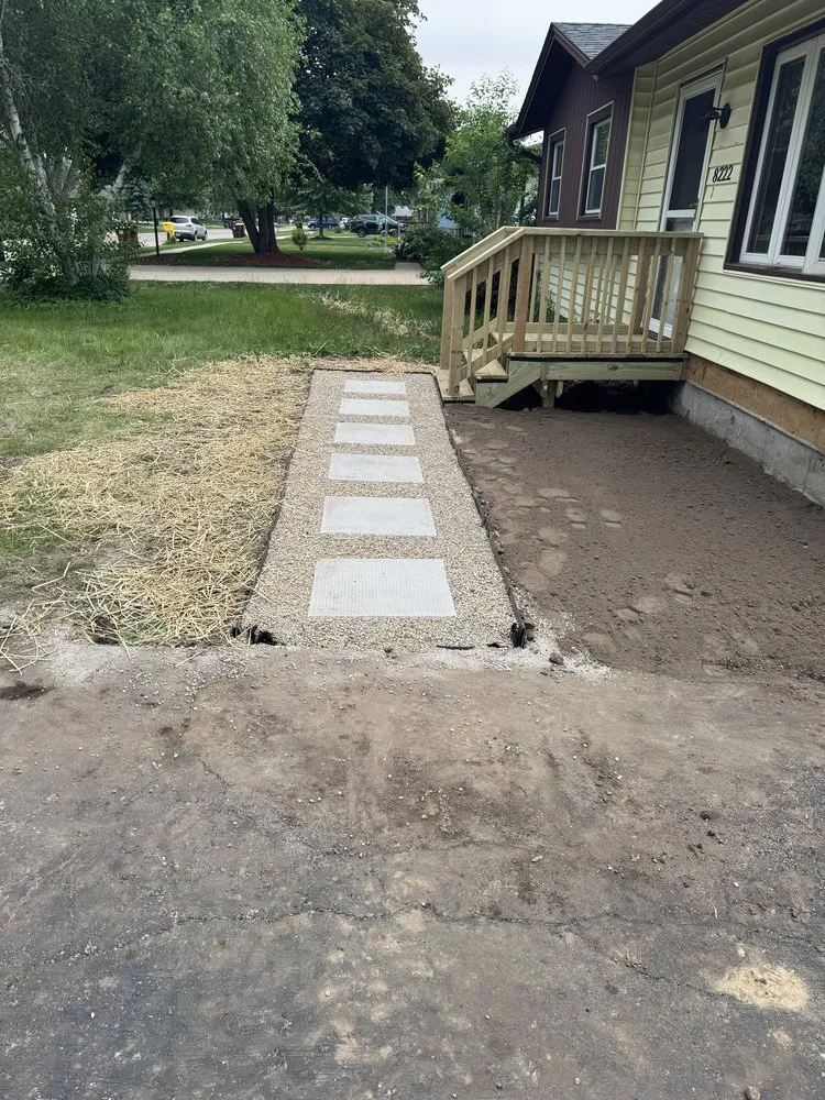 Affordable landscaping services experts serving Roscoe, IL - McKiski Landscape & Construction