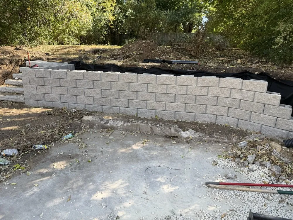 Reliable outdoor landscaping near you in Roscoe, IL by McKiski Landscape & Construction