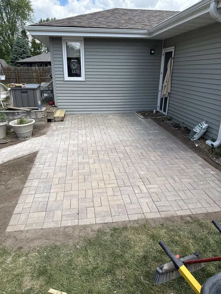 Local outdoor landscaping for outdoor upgrades across Roscoe, IL - McKiski Landscape & Construction