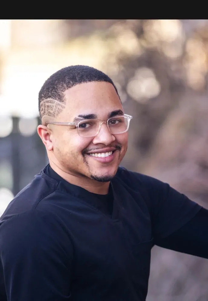 Professional residential landscaping in Kansas City, MO by Mcknight Lawn & Order