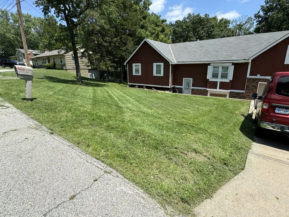 Reliable landscaping services experts serving Kansas City, MO - Mcknight Lawn & Order