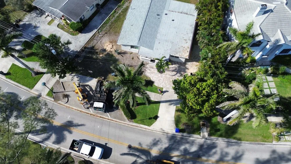 Affordable lawn care service in Naples, FL - MCL Land & Hardscape Services