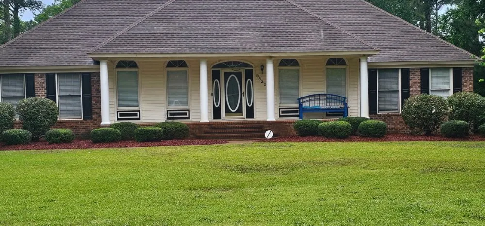 Trusted lawn mowing service experts serving Laurinburg, NC - Mclaurin Landscaping