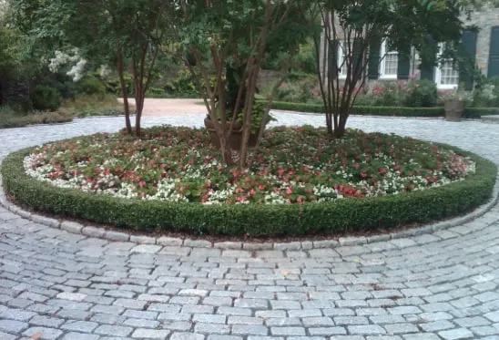 Local lawn mowing service for residential properties in Great Falls, VA by McLean Landscapes