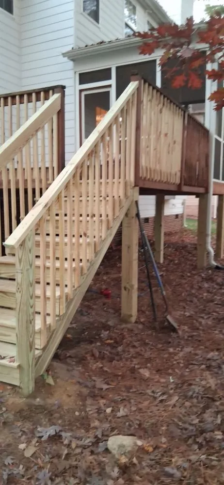 Custom yard maintenance in Dunn, NC - McLean Services