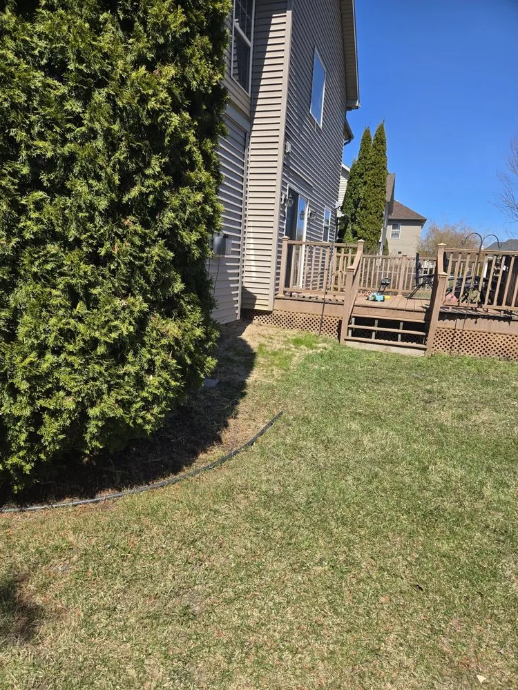 Custom garden landscaping experts serving Mount Pleasant, MI - McLellan Lawn Care and Landscaping