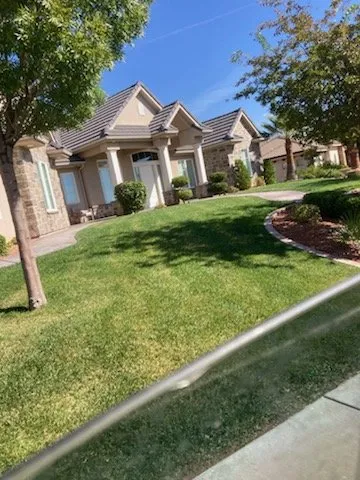 Reliable garden landscaping in St. George, UT by Mcm Landscaping