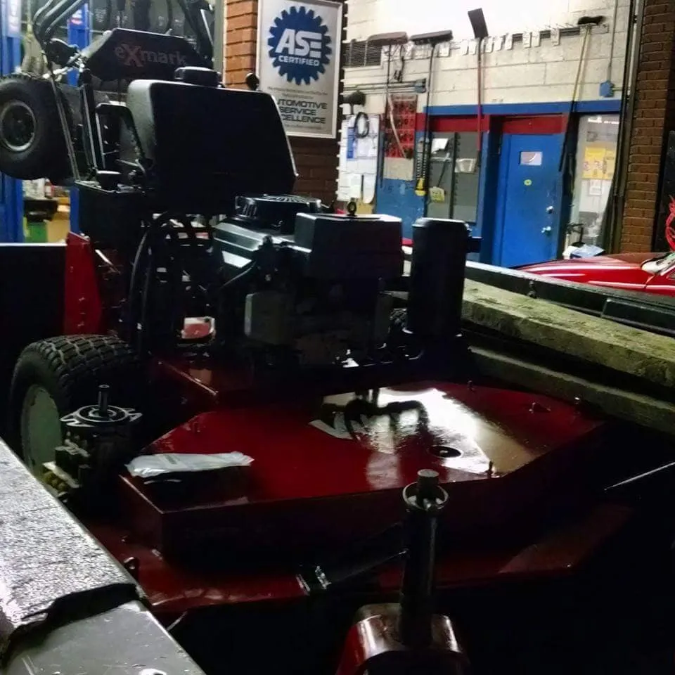 Affordable lawn mowing service experts serving Mount Laurel, NJ - MCM Lawn Services