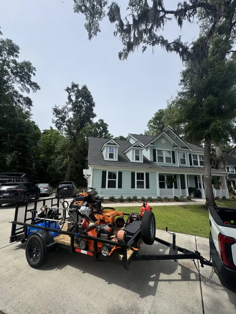Expert lawn care service experts serving Beaufort, SC - McMulch