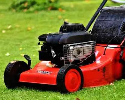 Affordable landscape installation experts serving Chagrin Falls, OH - McNavish Lawncare and Landscaping