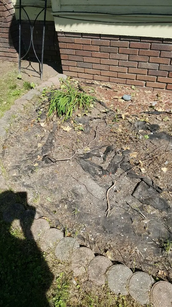 Professional garden landscaping for year-round maintenance across Davenport, IA - Mcneal's Painting & Drywalling