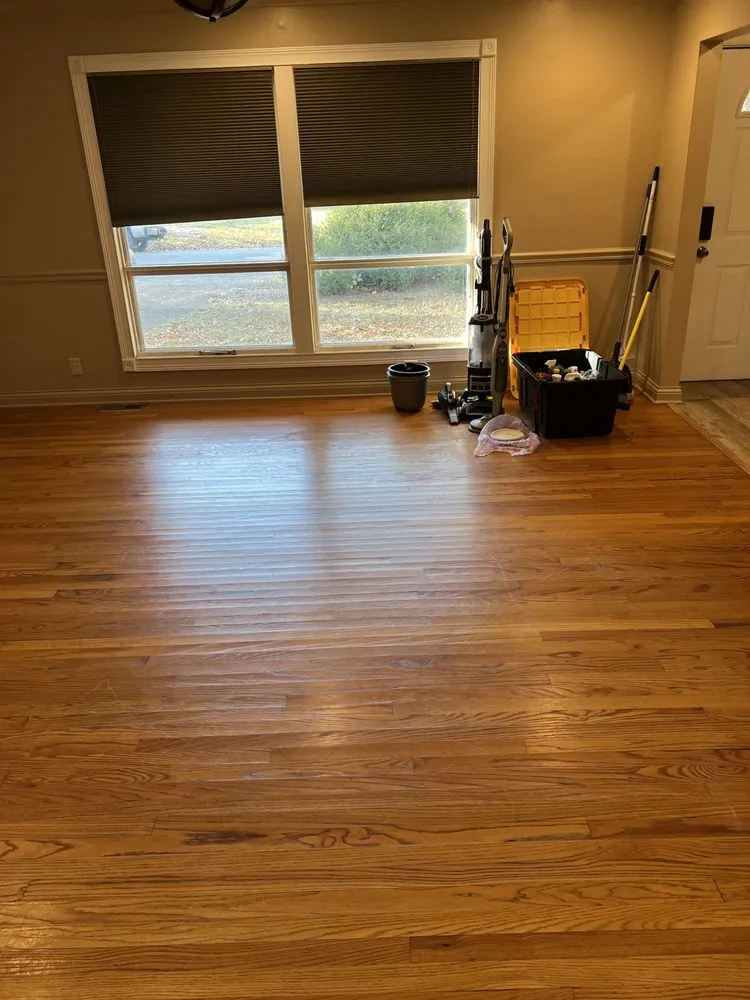 Custom yard maintenance in Du Quoin, IL by McQueens On-The-Go