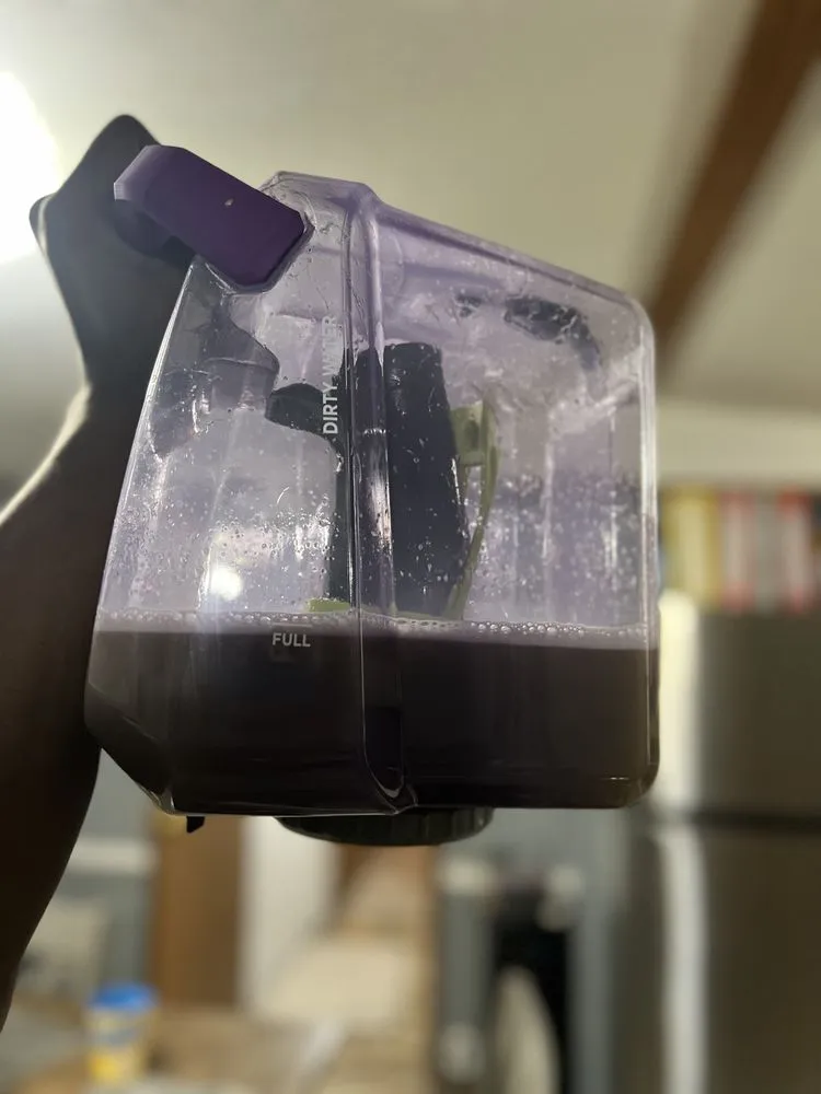 Professional yard cleanup service for beautiful yards across Du Quoin, IL - McQueens On-The-Go