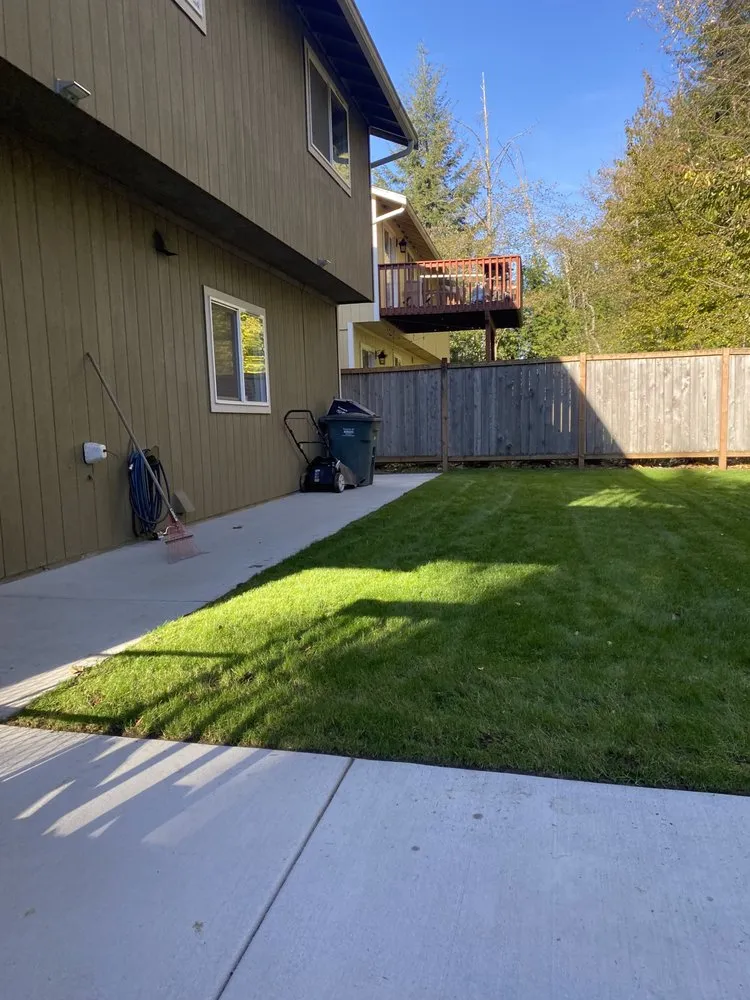 Local yard maintenance experts serving Stanwood, WA - MCR Constrction