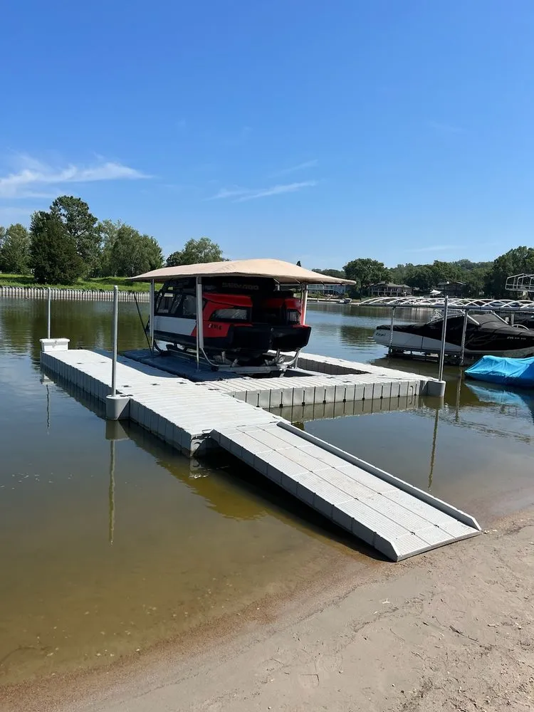 Professional outdoor landscaping in Lincoln, NE - MD Aquatics
