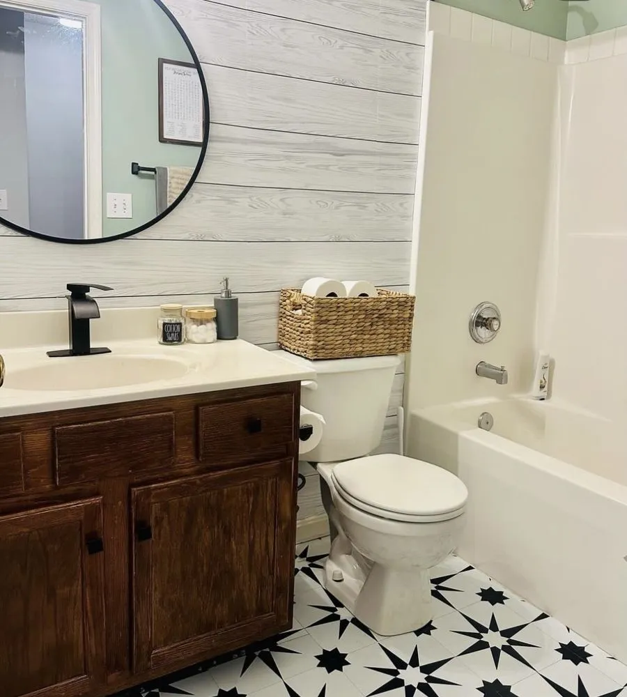 Top-rated residential landscaping experts serving Stafford, VA - M&D Contracting and Landscape