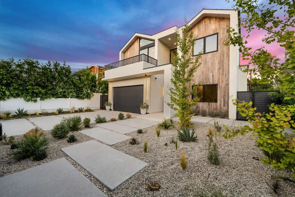 Affordable residential landscaping experts serving San Diego, CA - MD Golden Builders