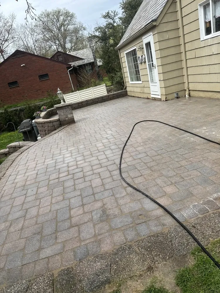 Reliable yard cleanup service in Lake Hopatcong, NJ by M&D Hardscape Services