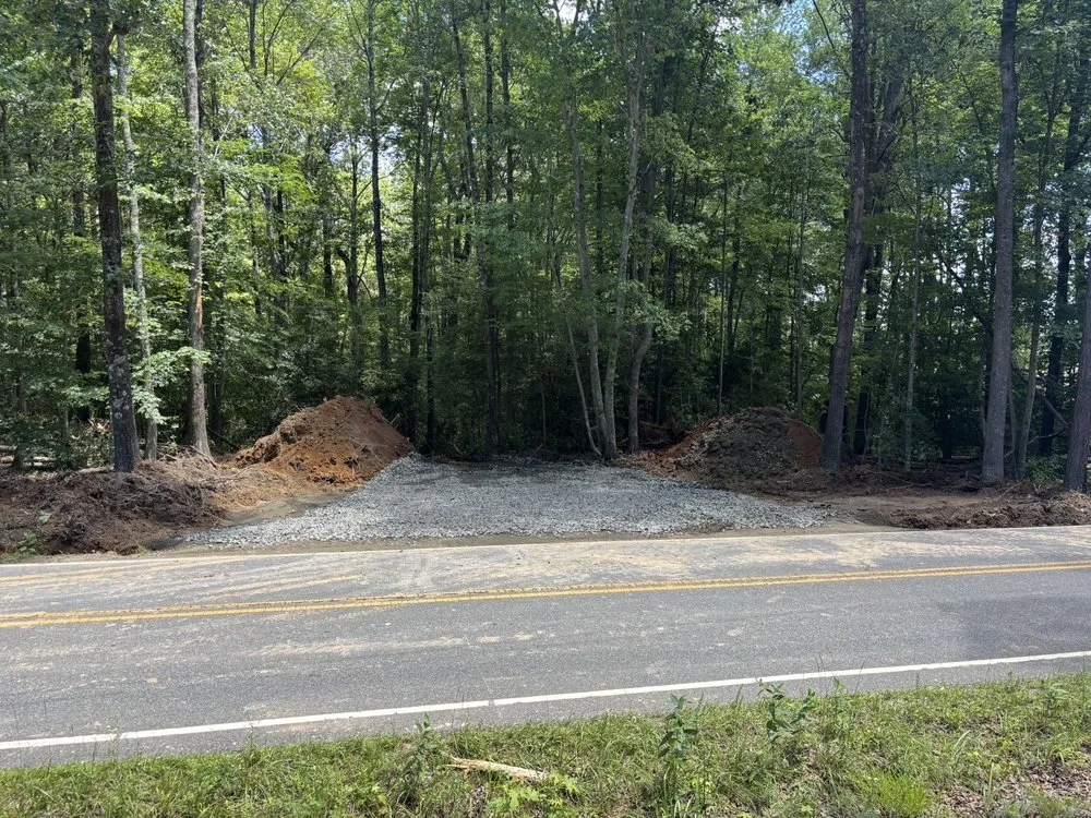 Expert lawn mowing service for beautiful yards in Colonial Beach, VA by M&D Land Improvement