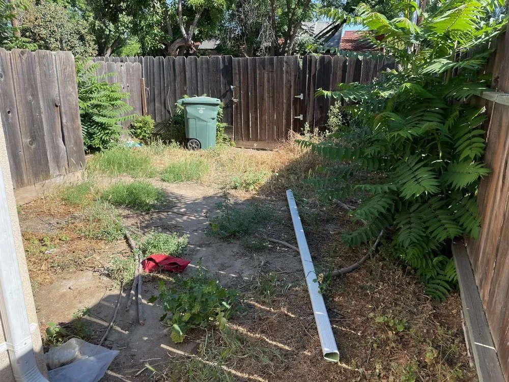 Custom residential landscaping in Modesto, CA by MD Landscaping & Hauling