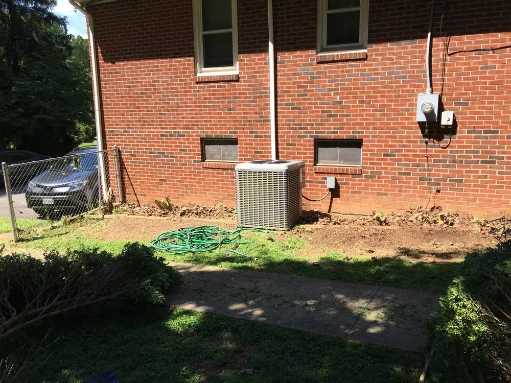 Top-rated lawn care service in Lynchburg, VA - MD Lawn Care and Small Home Repair