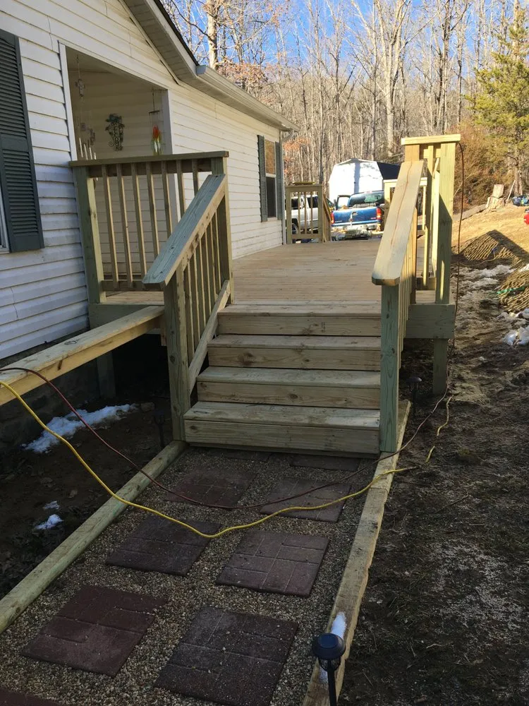 Local landscaping services experts serving Lynchburg, VA - MD Lawn Care and Small Home Repair