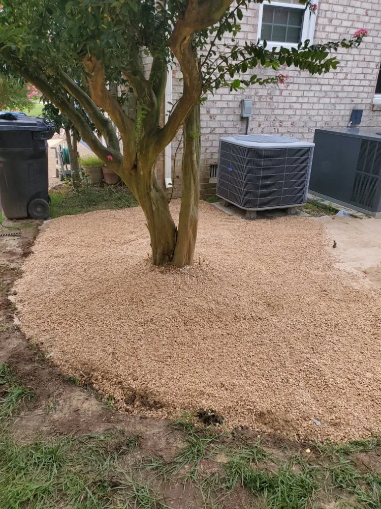 Affordable yard cleanup service in Suffolk, VA - M&D Lawncare