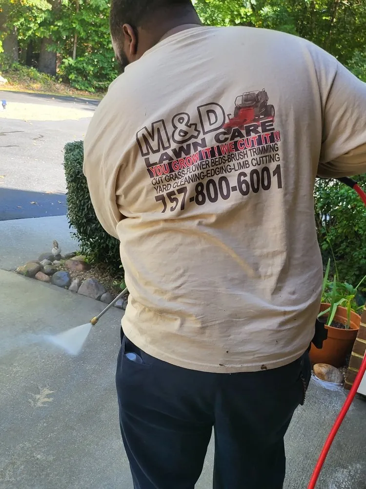 Top-rated residential landscaping near you in Suffolk, VA by M&D Lawncare