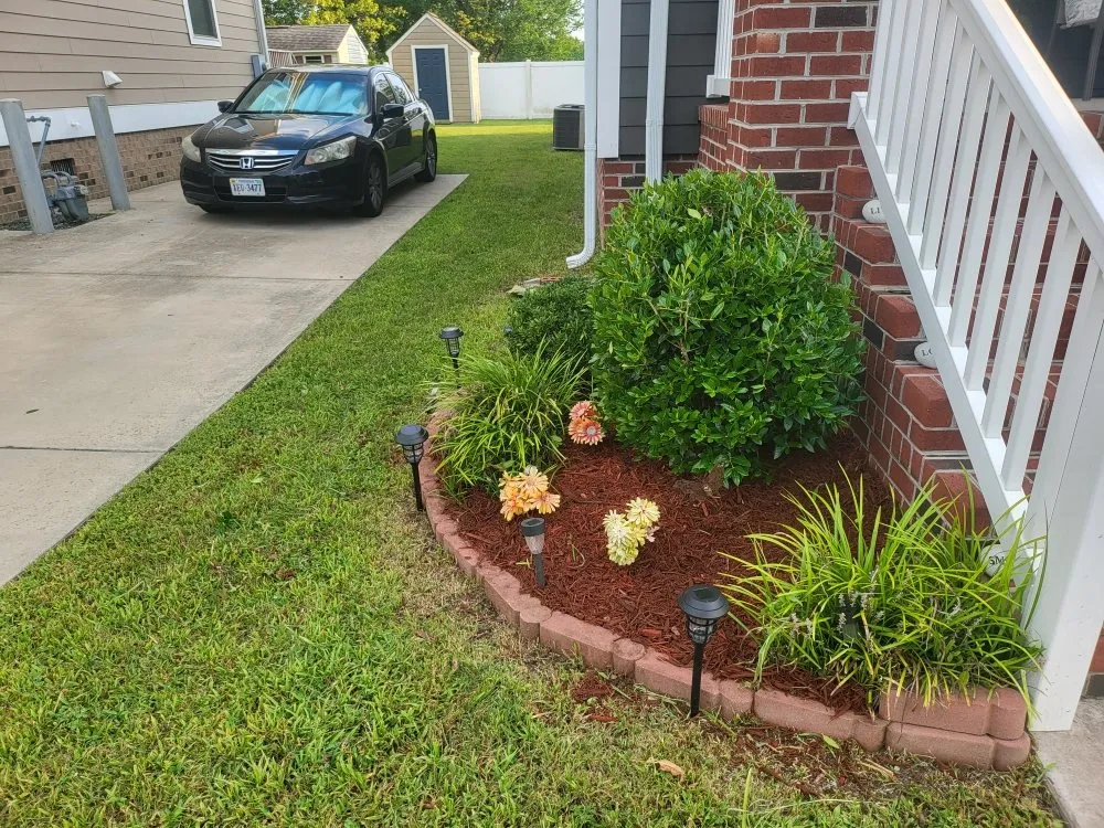 Local yard maintenance for outdoor upgrades in Suffolk, VA by M&D Lawncare
