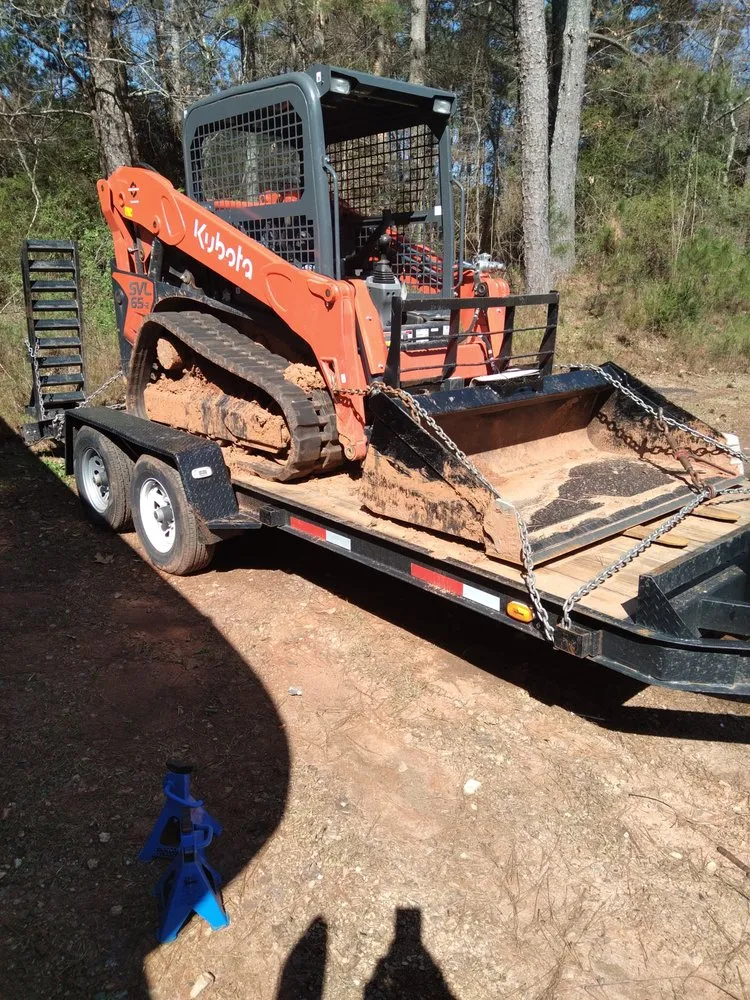 Expert garden landscaping in Stone Mountain, GA - MD Property Preservation Debris Removal